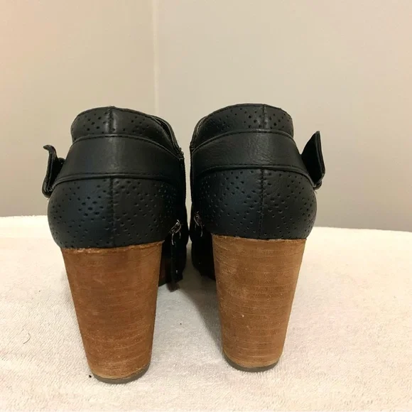 Dr Scholl’s Black Wedge Zip Ankle Shoe - Picture 4 of 10